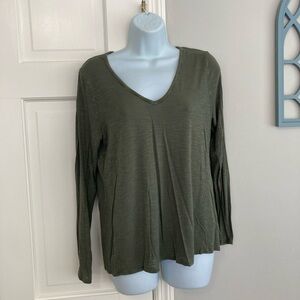 Old Navy Dark Olive Long Sleeve V-Neck Top